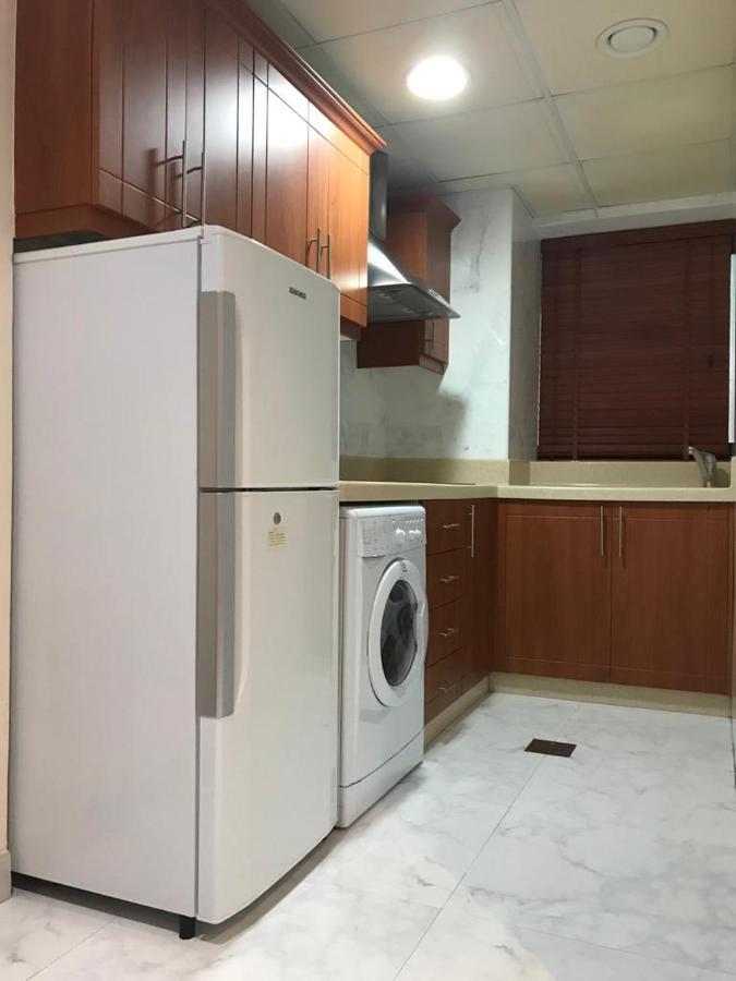 Al Majarah Residence Шарджа Экстерьер фото
